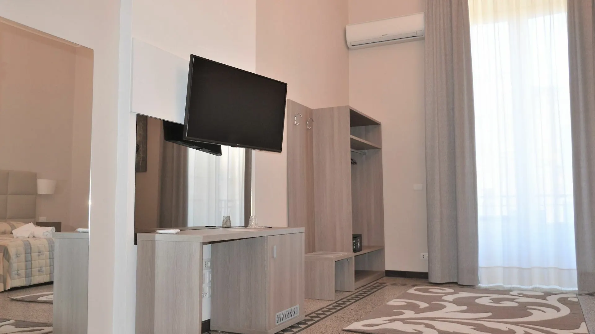 Moonlight Hotel&Suites Catânia Hotel